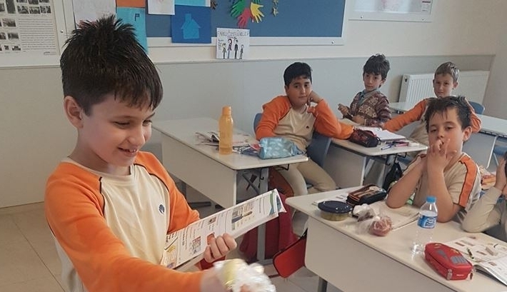 Öğrencilerimiz İngilizce Konuşuyor