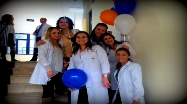 Okul Aile Birliği ve Öğrencilerden Öğretmenlere Sürpriz