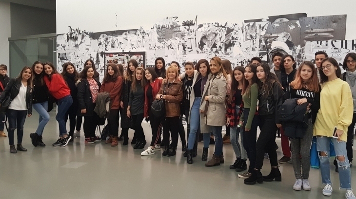 Resim Bölümü Öğrencileri 15. İstanbul Bienali'nde