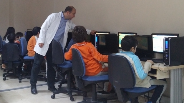 Avcılar Okyanus Koleji Öğrencileri Kod Yazıyor