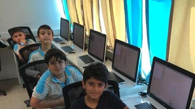 Özel Konyaaltı Okyanus Koleji Ortaokul Öğrencileri Bilişim Teknolojileri ve Yazılım Dersi