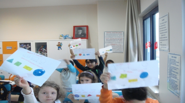 Avcılar Okyanus Patates Baskı İle Geometrik Şekillerin Yüzeylerini Öğrendi