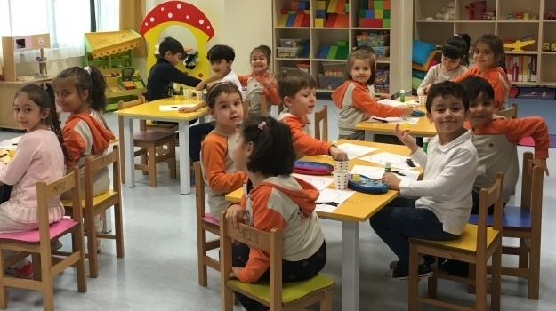 Sancaktepe Okul Öncesi Yıldızlar Grubu Öğrencileri Sanat Etkinliğinde