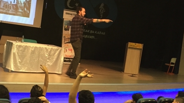 “Valizdeki Kedi” Kitabının Yazarı “Göktuğ Canbaba” Okulumuz Etkinliğindeydi!