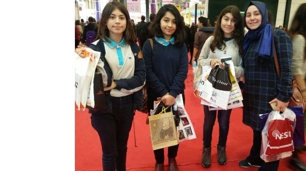 Öğrencilerin Eğlenceli Tüyap Kitap Fuarı Gezisi