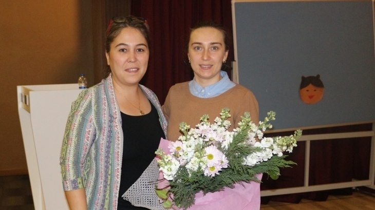 Yazar Burcu Aktaş Okyanus Koleji'nde