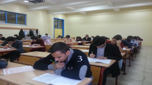 Yıldız Teknik Üniversitesi'nde YGS Deneme Sınavı
