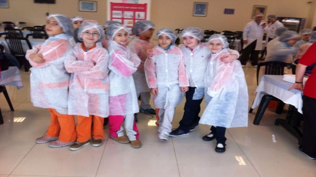 3. Sınıflar Çikolata Fabrikası'nda