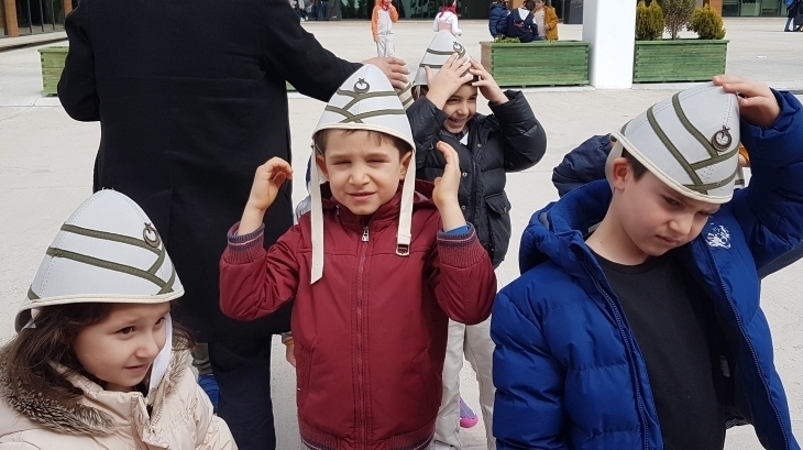 Incek Okul Oncesi Gezegenler Sınıfı Çanakale Sehitleri Gezici Müzesini Ziyaret Ettiler.