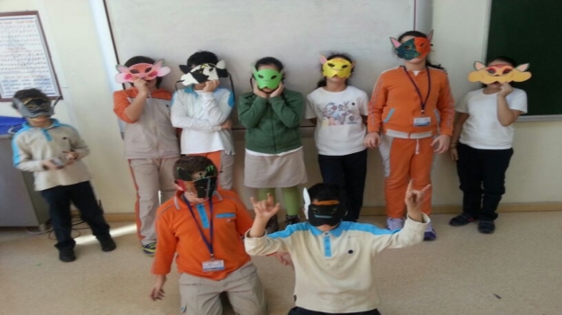 Almanca Kulüp Dersi'nde Maske Etkinliği