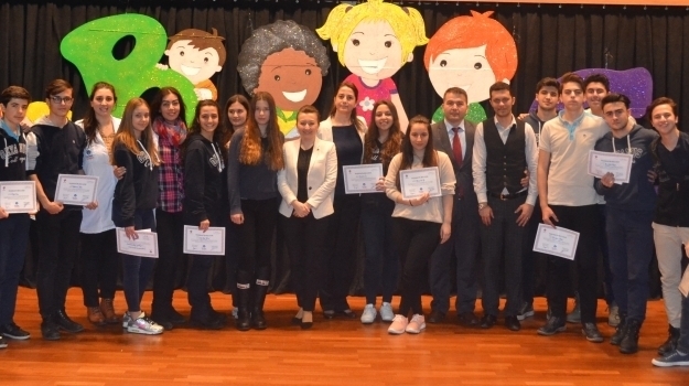 Halkalı Anadolu Lisesi Öğrencileri Tübitak Teşekkür Belgelerini Aldılar