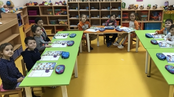 Avcılar İnciler Grubu Öğrencileri Okuma Yazmaya Hazırlık Etkinliğinde
