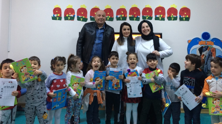 Avcılar Okyanus Koleji Okul Öncesi Deniz Yıldızı Grubu Öğrencileri Aile Katılım Etkinliğinde