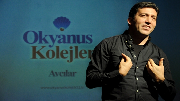 Avcılar Okyanus'ta Emre Kınay'la Oyunculuk Serüveni