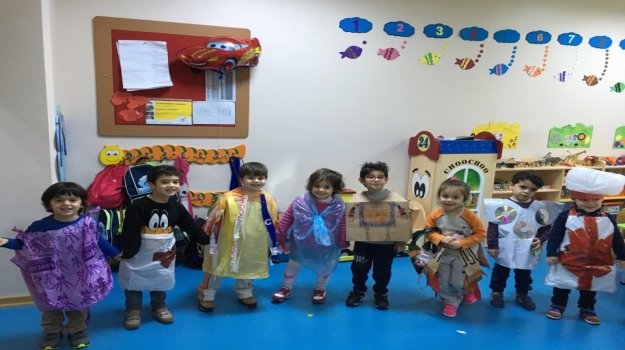 Avcılar Rüzgarlar Grubu Öğrencileri Poşetten Tasarım Partisi’nde