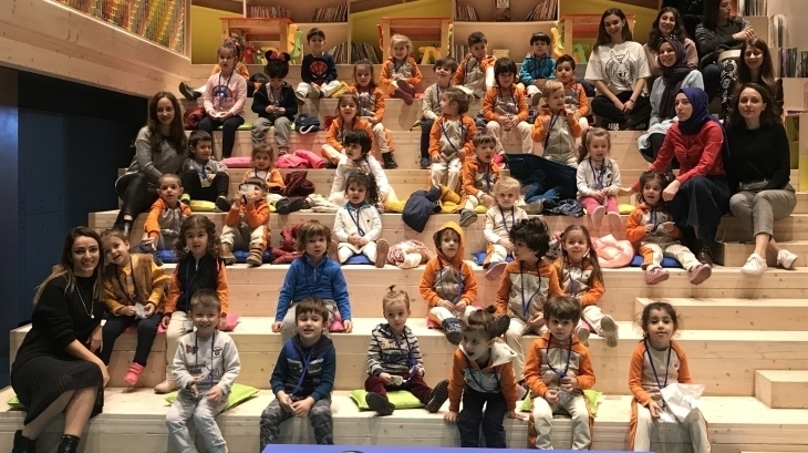 Avcılar Yağmurlar Grubu Öğrencileri Kütüphane Gezisi Etkinliğinde