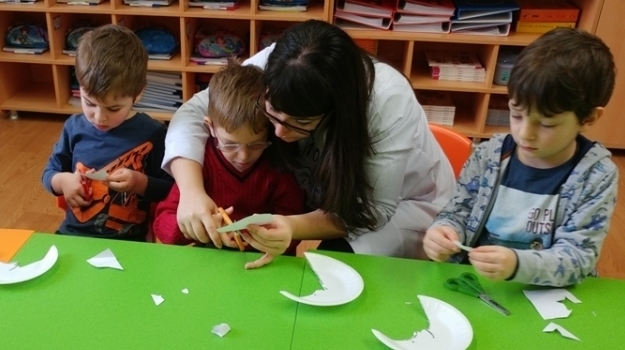 Bahçelievler Okul Öncesi İstiridye Grubu Öğrencileri İngilizce Dersinde