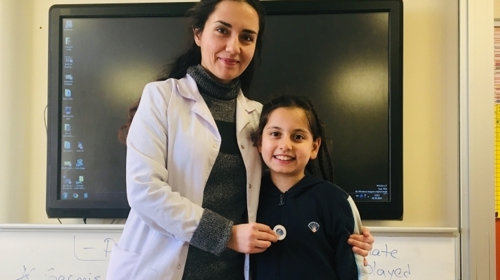 Bahçelievler Okyanus Koleji Ortaokul Kademesi Şubat Ayı İngilizce Kitap Okuma Birincisi