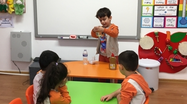 Bahçelievler Okyanus Okul Öncesi Rüzgar Grubu  Öğrencileri Sosyal Beceri Dersinde