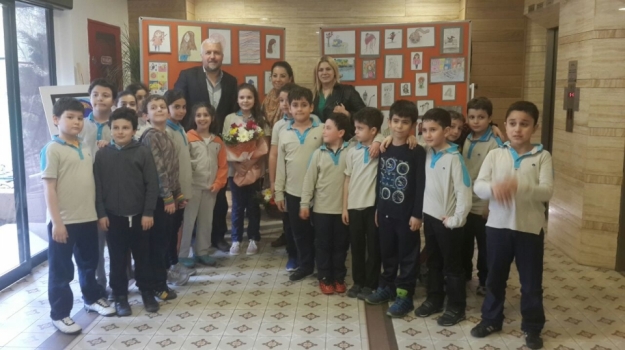Bahçelievler Okyanuslu Azra Akın'ın  Resim Sergisi