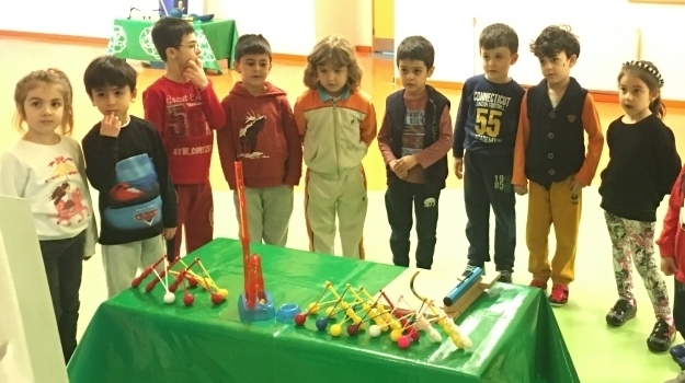 Bahçeşehir A Grubu Mad-Science Bilim Atölyesi Etkinliğinde