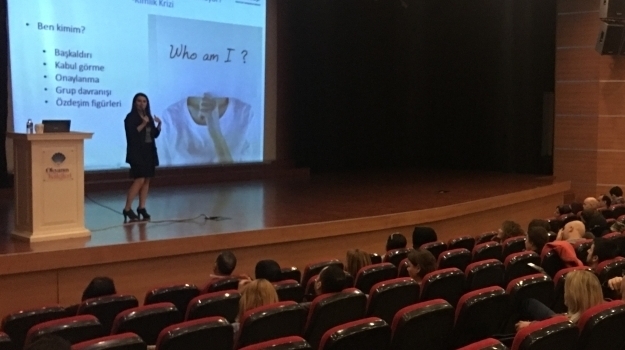 Bahçeşehir Kampüsünde Ergenlik ve Anne Baba Tutumları Semineri Gerçekleştirildi