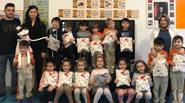 Bayrampaşa Okyanus Koleji Okul Öncesi Yunuslar Grubu Öğrencileri Aile Katılımı Etkinliğinde