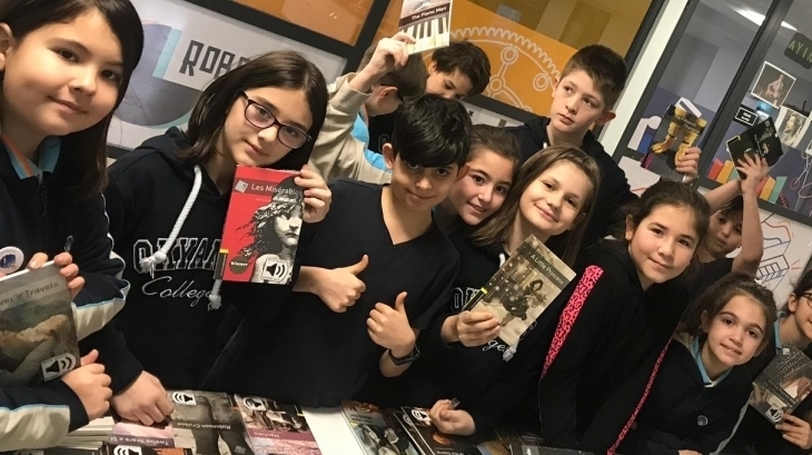 Bayrampaşa Okyanus Kolejinde Oxford Kitap Standı Kuruldu