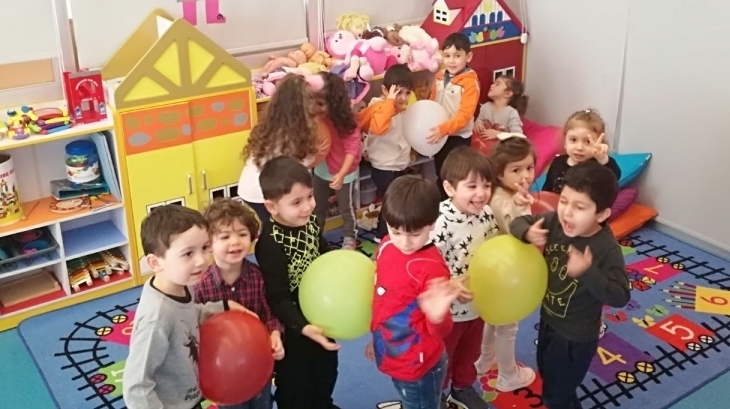 Beykent Okyanus Koleji Okul Öncesi Çiçekler Grubu Öğrencileri Oyun Etkinliğinde