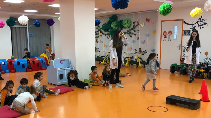 Beykent  Okyanus Koleji Okul Öncesi Çiçekler Grubu Oyun Etkinliğinde