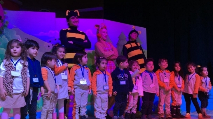 Beykent Okyanus Koleji Okul Öncesi Öğrencileri İngilizce Tiyatro Etkinliğinde