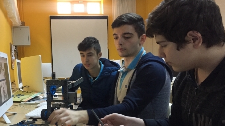 Beylikdüzü Okyanus Koleji Anadolu Lisesi Vex Robotik Dersi