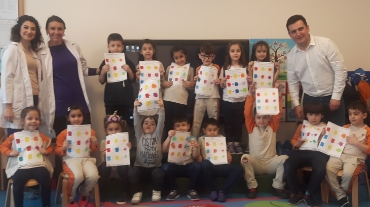 Bornova Okyanus Koleji Gezegenler Grubu Öğrencileri Aile Katılımı Etkinliğinde