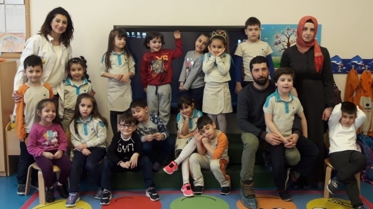 Bornova Okyanus Koleji Gezegenler Grubu Öğrencileri Aile Katılımı Etkinliğinde