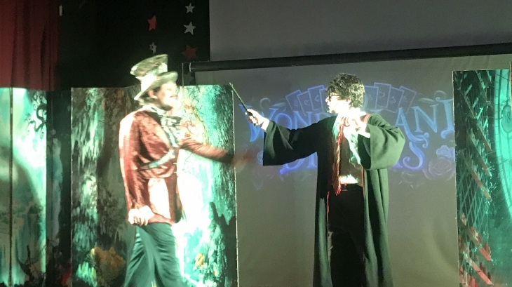 Eryaman Okyanus Koleji Ögrencileri “Harry’s Lost Universe” Adlı İngilizce Tiyatro Etkinliğinde