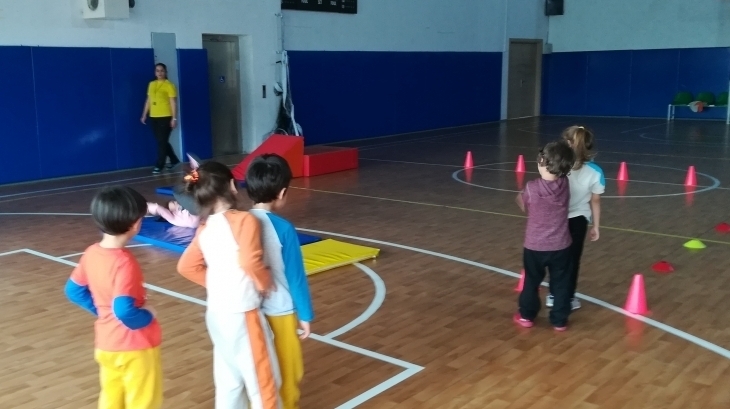 Eryaman Okyanus Koleji Okul Öncesi Bölümü Öğrencileri Yetenek Dersinde