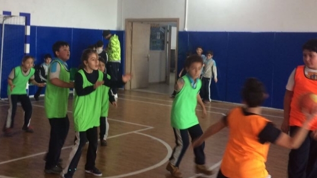 Eryaman Ortaokul Kademesi Öğrencileri Hentbol Turnuvasında