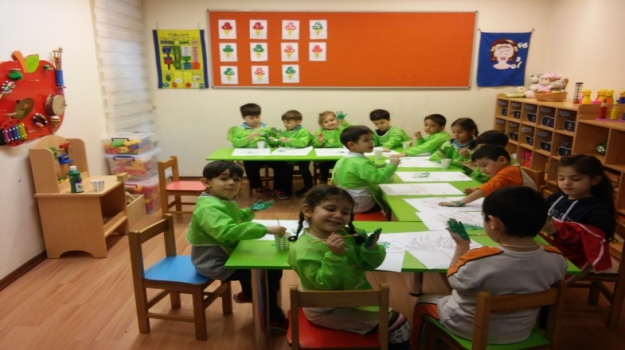 Fatih Okyanus Koleji İnciler Grubu Sanat Dersinde