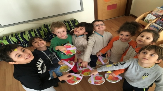Fatih Okyanus Koleji Okul Öncesi Fransızca Dil Kulübü Dersinde