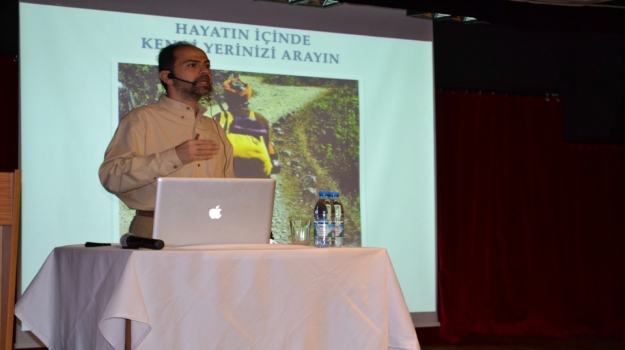 Fatih Okyanus'ta Nasuh Mahruki Semineri