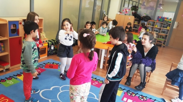Fatih Yıldızlar Grubu Drama Dersinde