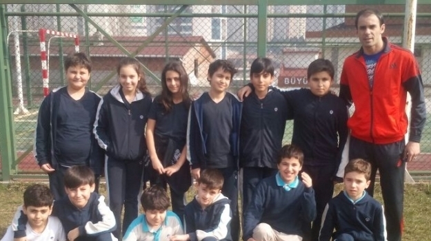 Futbolculuk 'Gelecekte Bir Gün Meslekte İlk Gün' Projesinde Tanıtıldı