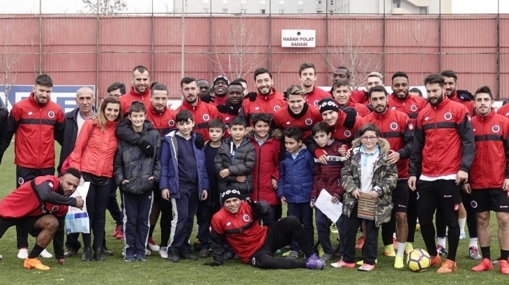 "Gelecekte Bir Gün Meslekte İlk Gün" Projesi Devam Ediyor