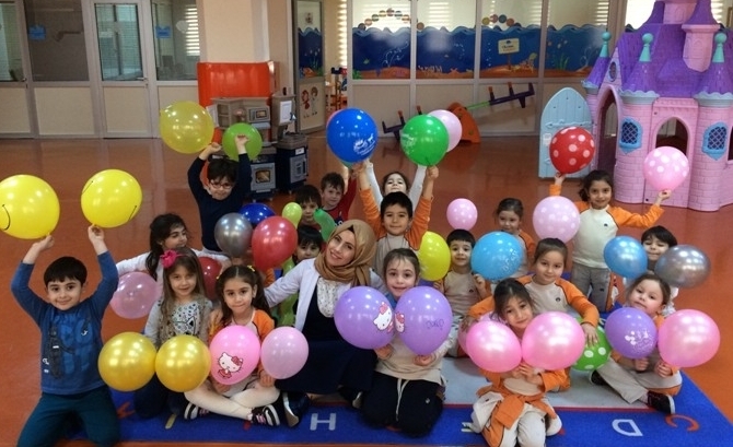 Güneşli Okyanus Koleji Okul Öncesi A Grubu Balon Partisinde