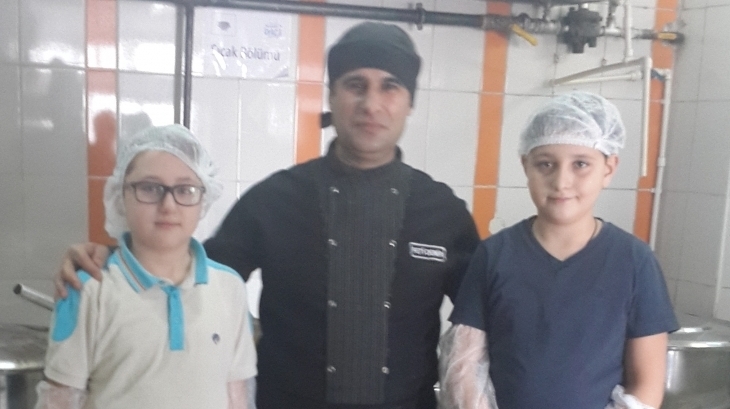 Güneşli Okyanus Kolejinde "Gelecekten Bir Gün Meslekte İlk Gün" Projesi Kapsamında "Aşçılık" Mesleği