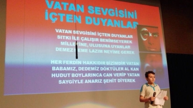 Halkalı Kampüsünde Genç Yetenekler Şiir Okudular