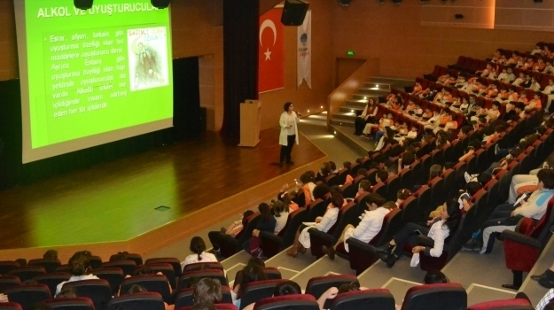 Halkalı İlkokul Öğrencilerine Yeşilay Haftası Etkinliği