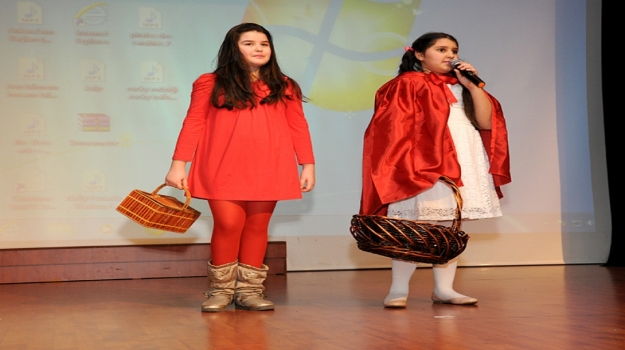 En Güzel Masalı Kim Anlattı?