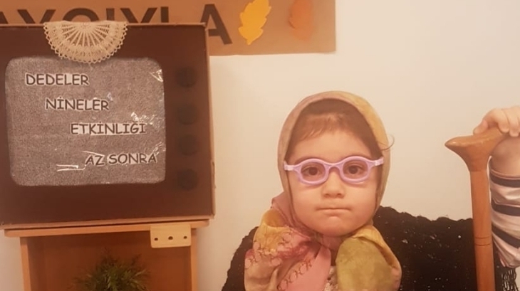 İncek Okyanus Koleji Okul Öncesi Öğrencileri Dedeler Nineler Etkinligi ile Değerli Büyüklerini Okulumuzda Ağırladılar.