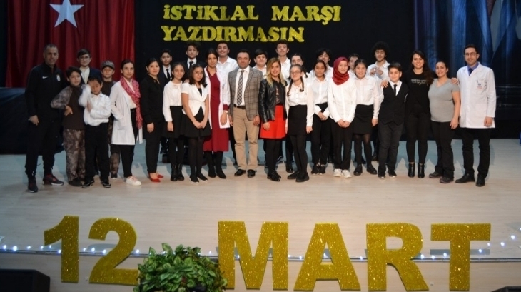 İstiklal Marşı Devletin, Milletin, Bağımsızlığın Simgesidir.